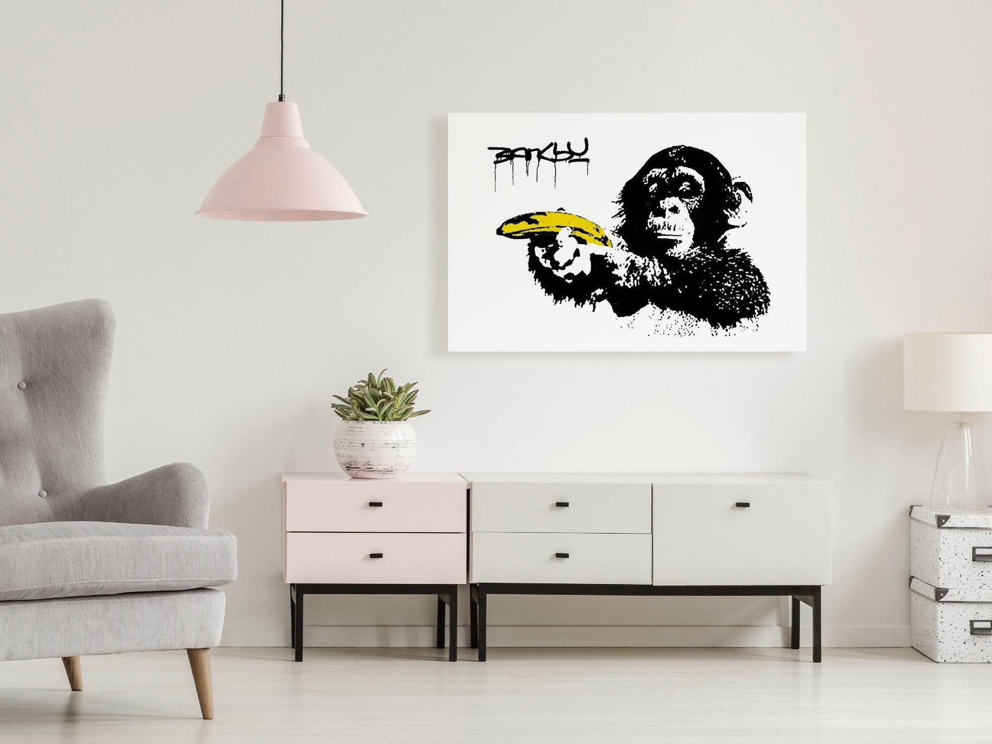 Canvas Print - Banksy: Monkey with Banana (1 Part) Wide - www.trendingbestsellers.com