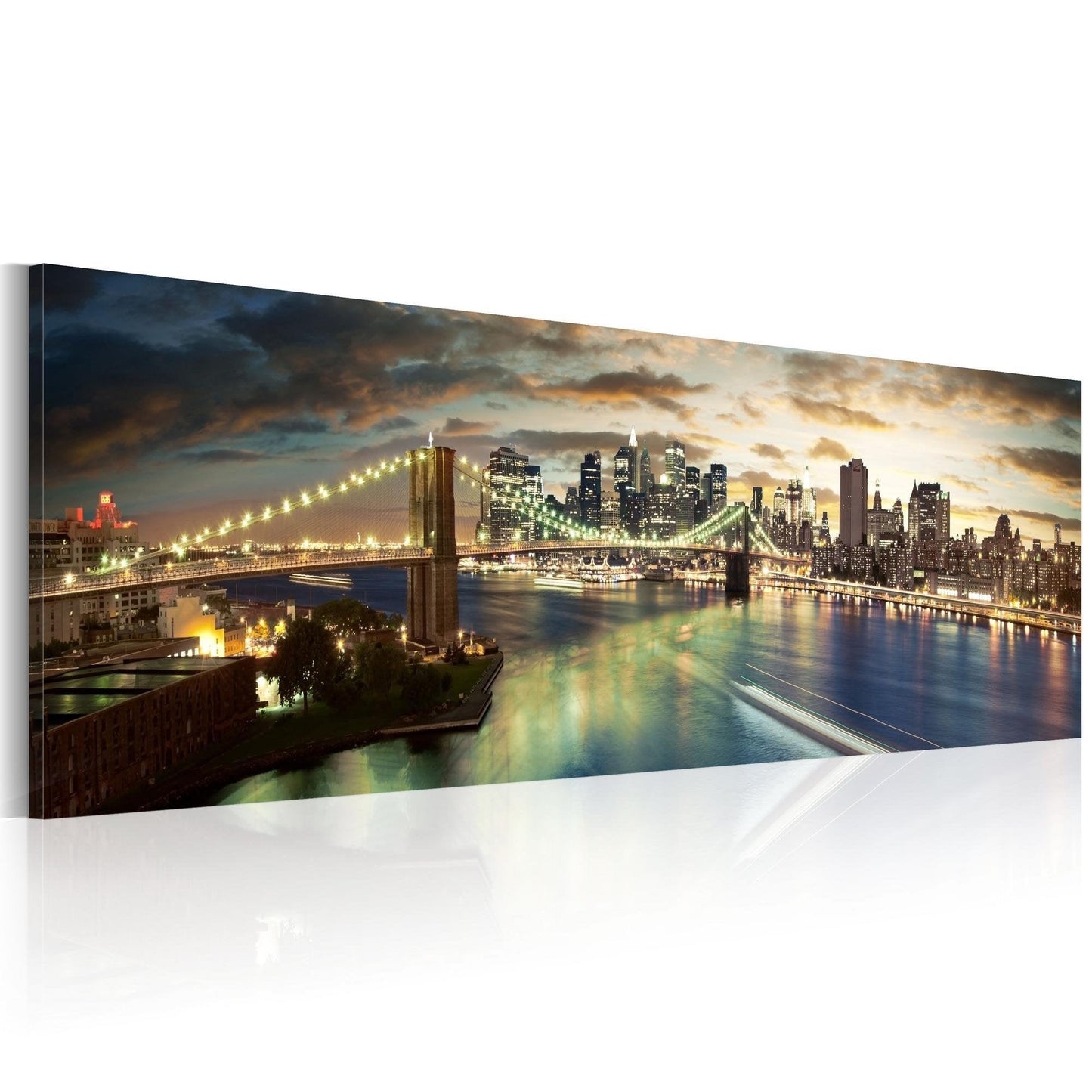 Canvas Print - The East River at night - www.trendingbestsellers.com